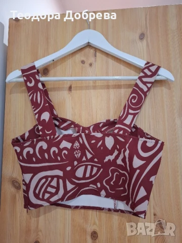 Червен топ от NA-KD, снимка 2 - Корсети, бюстиета, топове - 50836976