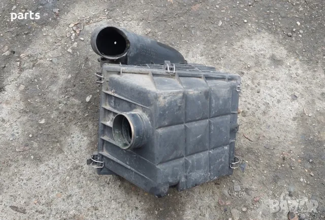 Филтърна Кутия Мерцедес C класа W203 - 6040940004 - 6040940104, снимка 2 - Части - 49159480