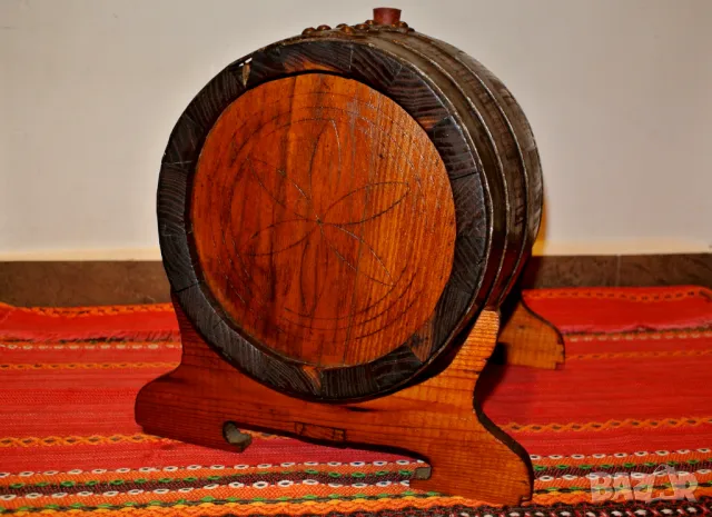 Винтидж дървено буре 5л - Българска традиция, снимка 4 - Антикварни и старинни предмети - 48370844