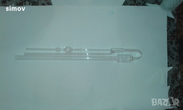 U-образен стъклен капилярен вискозиметър.