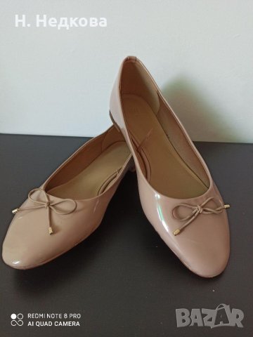 Пантофи на H&M, снимка 1 - Дамски ежедневни обувки - 30221191