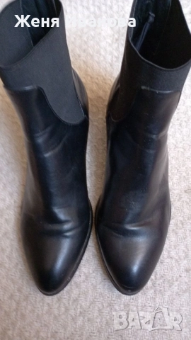 Дамски кожени ботуши