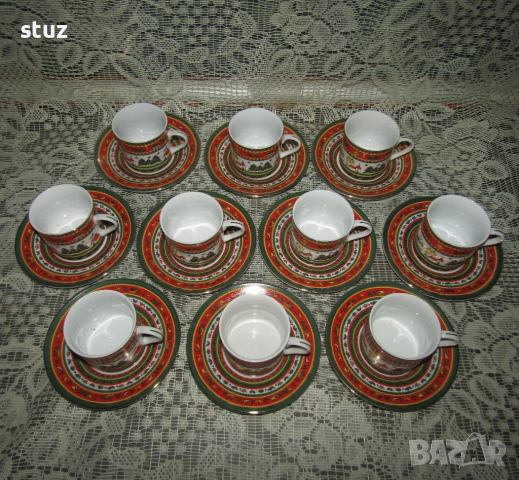 Порцеланови чашки за кафе, чай, с чинийки, с коледни мотиви, нови , снимка 4 - Чаши - 52585521