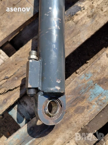 хидравличен цилиндър, снимка 3 - Резервни части за машини - 54304319