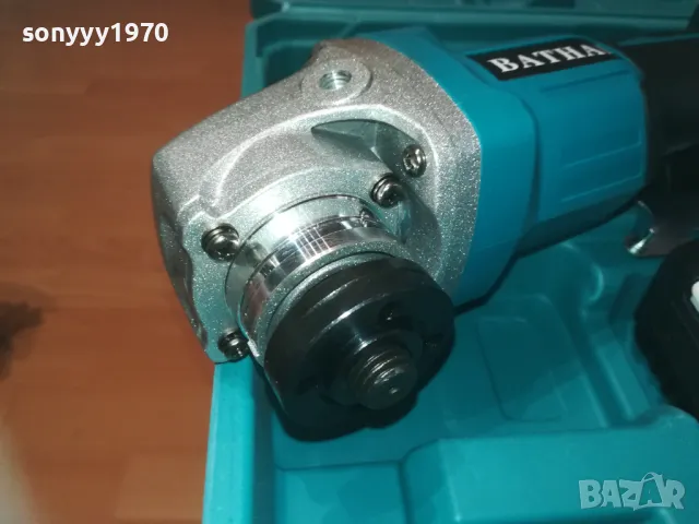 ФЛЕКС С ДВЕ БАТЕРИЙ ЗАРЯДНО И КУФАР 0910241245, снимка 12 - Куфари с инструменти - 47519485