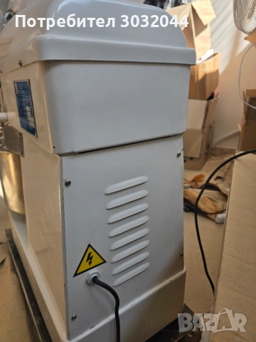 Спираловиден миксер 10л, снимка 7 - Обзавеждане на кухня - 53971832