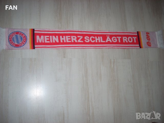 Оригинален плетен футболен фен шал на Байерн Мюнхен Bayern München от сезон 2007/08 с голям размер, снимка 5 - Фен артикули - 35135337
