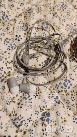 Слушалки aux нови, снимка 3 - Слушалки, hands-free - 53009372