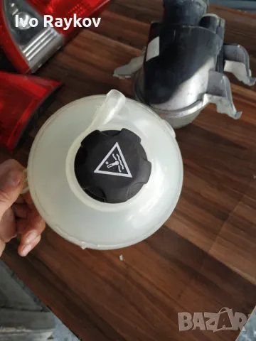 Казанче антифриз ново за Peugeot , снимка 3 - Части - 49191776