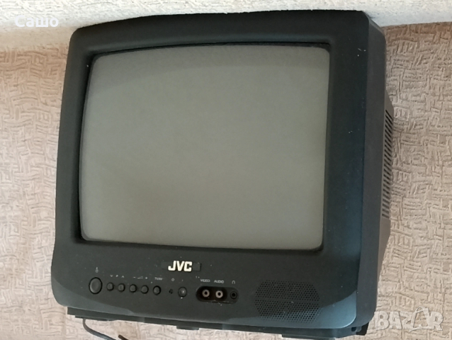 Телевизор JVC, снимка 2 - Телевизори - 53911657