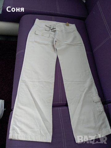 Дамски дънки и  поли, снимка 4 - Дънки - 31297510