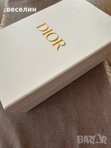 Dior чисто нови оригинални в кутия , снимка 3 - Дамски ежедневни обувки - 50433103