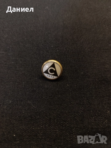 Ретро значка на Славия София , снимка 2 - Колекции - 52430443