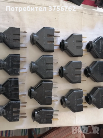 Продавам 14 броя трифазни щепсели от соца, снимка 3 - Резервни части за машини - 52264855