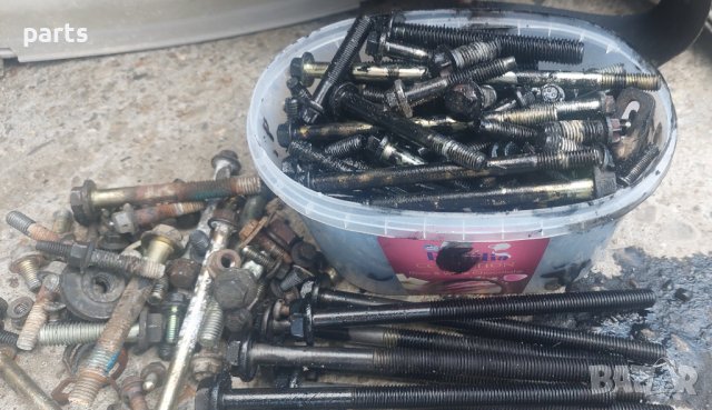 Болтове Двигател Комплект Форд Транзит - Мондеа - Ягуар X type N, снимка 3 - Аксесоари и консумативи - 42390652