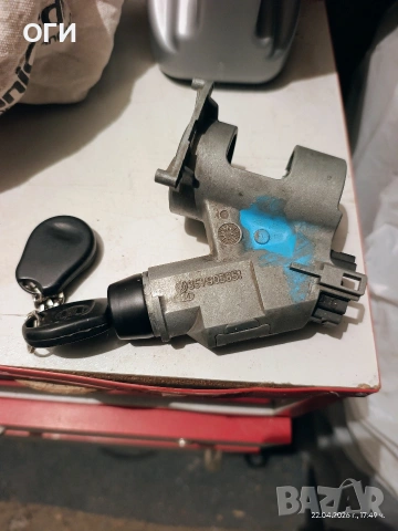 Контактен ключ