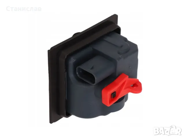 Mercedes ML / GLE W166 Моторче за заключване на резервоар 