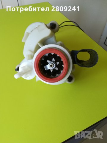 Кафемелачка Delonghi ecam, снимка 3 - Кафемашини - 33774460