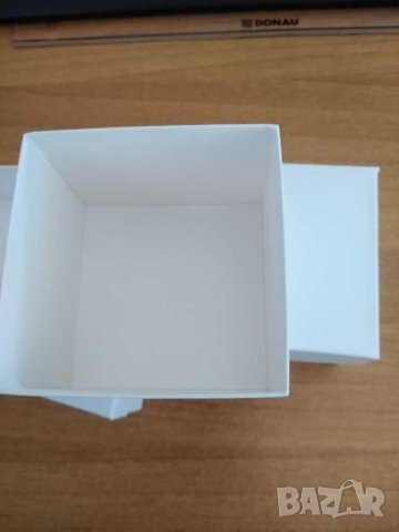 Бели кутиики неукрасени за персонална украса, снимка 5 - Декорация - 29446138