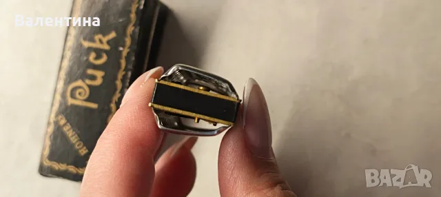 Hohner Puck – миниатюрна хармоника в тон C с оригинална кутия, снимка 10 - Духови инструменти - 55730619