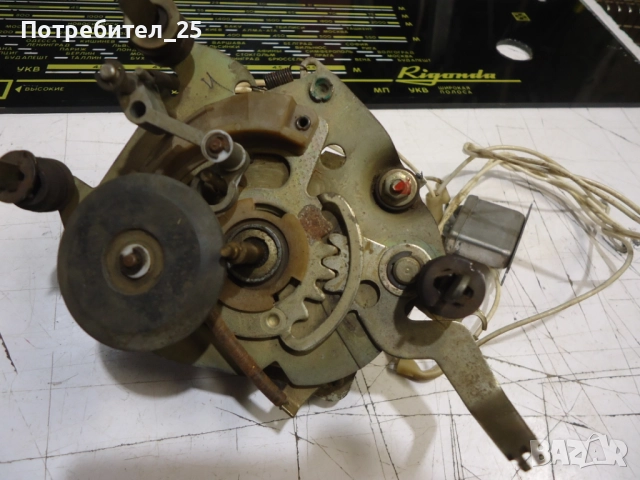 Части са радио грамофон RIGONDA, снимка 7 - Радиокасетофони, транзистори - 52544211