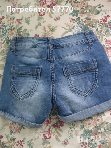 Дамски къси дънкови панталони, снимка 2 - Дънки - 54183326