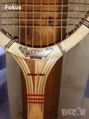 Стара колекционерска ракета за тенис Dunlop Maxply