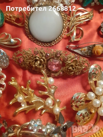 брошки, снимка 15 - Антикварни и старинни предмети - 51654386