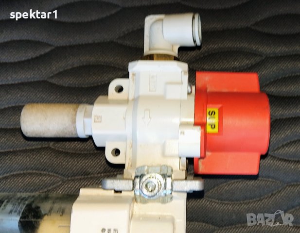 Пневматична (пневмоподготвяща група)( филтър-регулатор+омаслител +разклонител+заглушител), снимка 3 - Други машини и части - 42917702