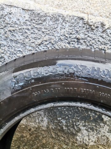 Гуми Continental 235/65/17, снимка 3 - Гуми и джанти - 40802977