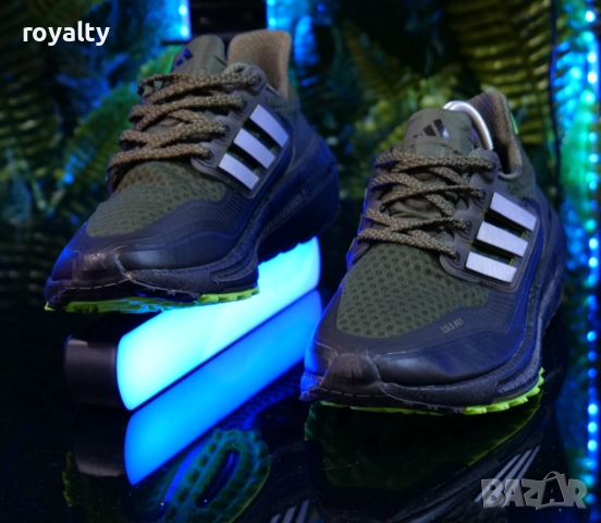 Мъжки маратонки Adidas ultra boost Цвят Черно и Целено, снимка 3 - Маратонки - 51635482