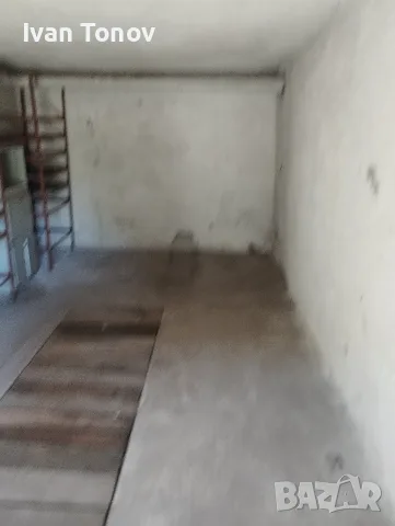 продавам гараж до медицински институт, снимка 3 - Гаражи и паркоместа - 56256866