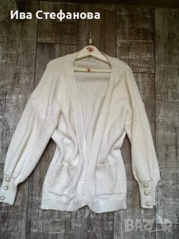 Нова спортно  елегантна бяла универсален размер one size размер жилетка вискоза , снимка 3 - Жилетки - 47655548