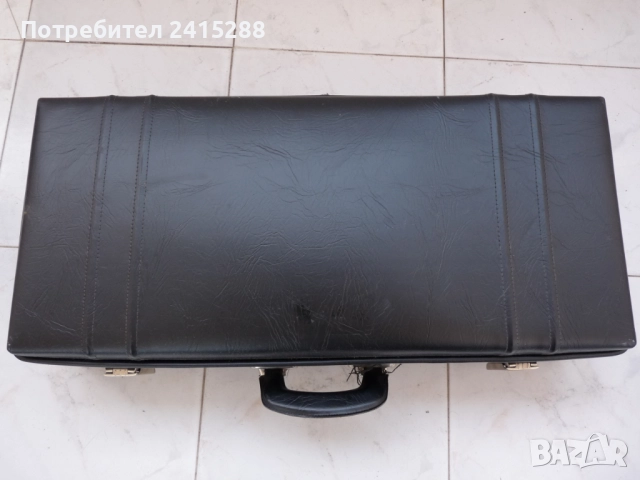 Продавам Алт саксофон Амати Супер модел Кортон, снимка 6 - Духови инструменти - 52998737