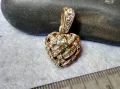 SWAROVSKI СКЪПОЦЕНЕН АЖУРЕН ПОЗЛАТЕН МАРКОВ АРТ ПЕНДАНТ СЪРЧИЦЕ с КРИСТАЛИ СВАРОВСКИ МАРКИРАН 39267, снимка 3