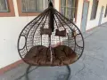 Двойна висяща ратанова люлка тип пашкул с метална рамка и възглавница – стил и комфорт до 200 кг, снимка 6