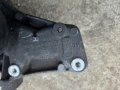 A6512011909 КОНЗОЛА РОЛКИ ДЪРЖАЧ АЛТЕРНАТОР OEM MERCEDES W204 OM651 2014, снимка 2