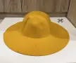 Разпродажба на шапки, снимка 2