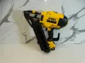 Dewalt DCN 693 - Такер за гвоздеи 40 - 60 мм, снимка 1