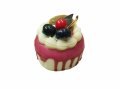 Играчка Squishy, Торта с плодове, Анти стрес, Гумена, 7 см, +3 години, снимка 1 - Други - 42272665