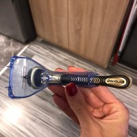 Самобръсначка Gillette ProGlide, снимка 2 - Мъжка козметика - 38431731