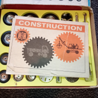 Construction 120 метален конструктор пълен к-т 1968г., снимка 4 - Антикварни и старинни предмети - 44585924