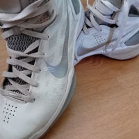 Nike, снимка 2 - Спортни обувки - 44630109