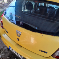 Дачия сандеро бивше такси, снимка 5 - Автомобили и джипове - 44587791