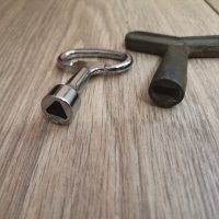 Стари ключета, снимка 2 - Антикварни и старинни предмети - 37483176