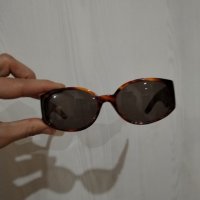 Оригинални слънчеви очила Nina Ricci, снимка 3 - Слънчеви и диоптрични очила - 40456139
