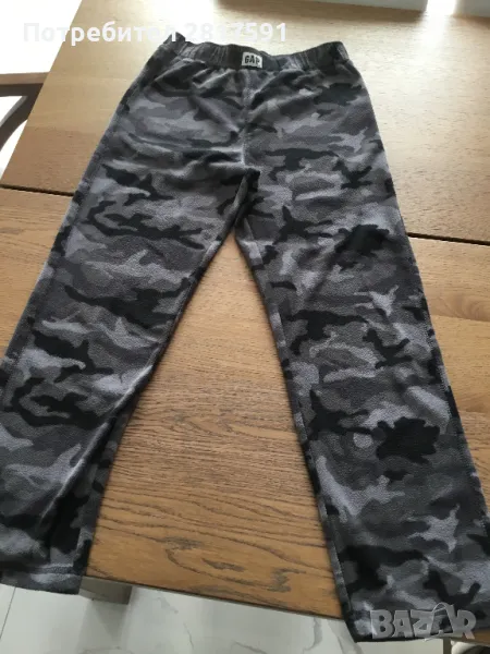 Камуфлажна долница, полар, GAP, детска, размер 12, снимка 1