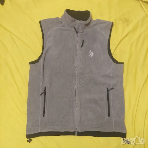 поларено елече US Polo assn размер ХЛ, снимка 1