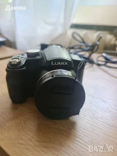 Panasonic Lumix фотоапарат Leica леща + 3 батери + устройство за зареждане , снимка 1