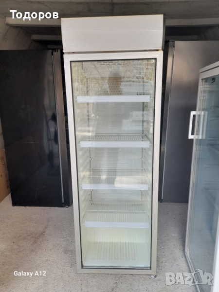 Професионална хладилна витрина с вентилатор 372 литра, снимка 1